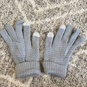 Gray Knit Touchscreen Gloves